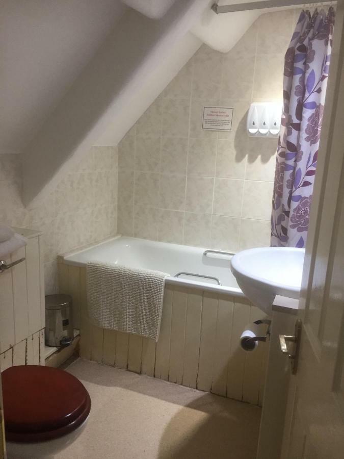 The Bear Hotel Τσίπενχαμ Εξωτερικό φωτογραφία